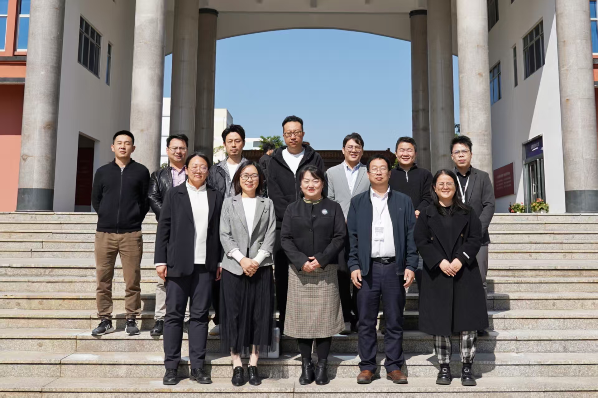 云南工商学院经济与管理学院赴广西英华国际职业学院开...