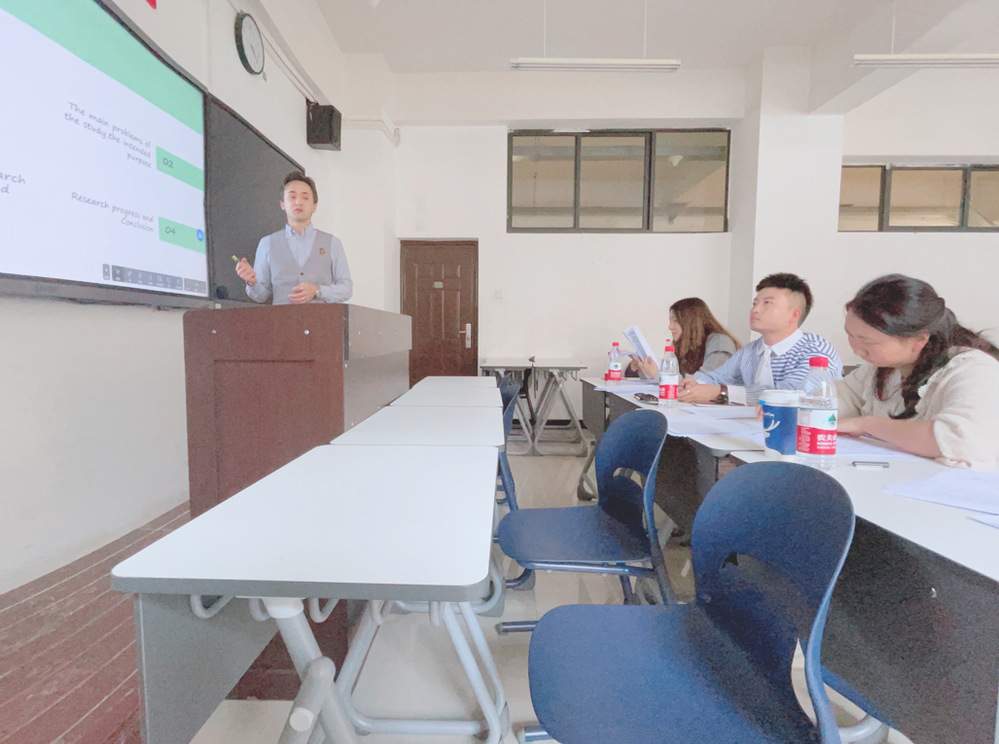 我院工商管理专业2019级留学生毕业 答辩工作顺利完成