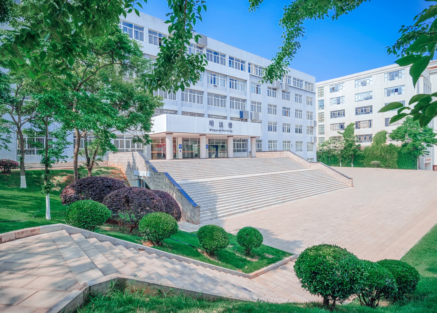 桥接未来：云南工商学院经济与管理学院与云南省果然适你人力资源...