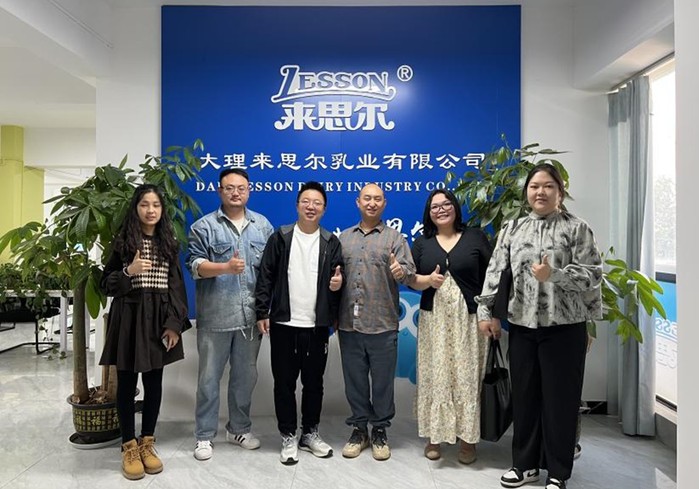 共筑未来桥梁：云南工商学院经济与管理学院携手来思尔公司，开拓...